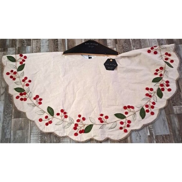 Max Studio Christmas Tree Skirt Beige Holly Berry Shabby Chic Festive 52
